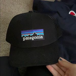 NWOT patagonia meshback hat